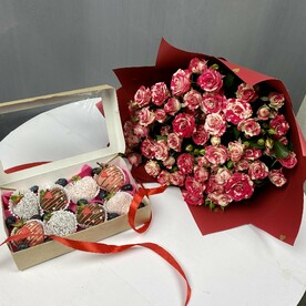 Подарочный набор из кустовой розы « Фаерворкс» и клубники в шоколаде 00142