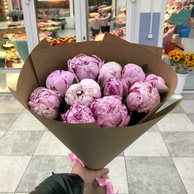 Букет из 11 Пионов Сара