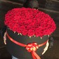 101 роза в коробке